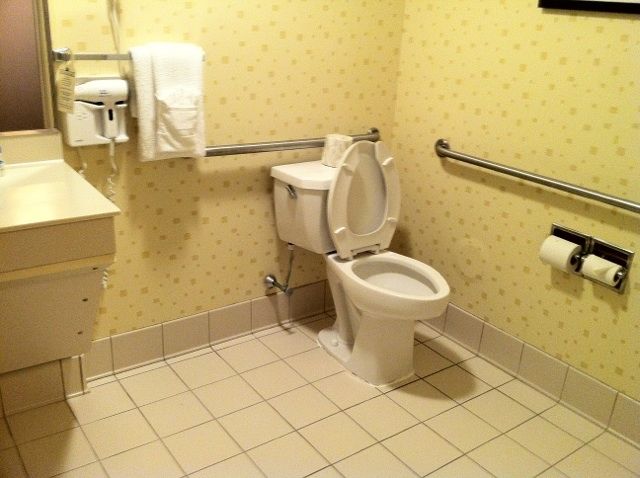 Studios And Suites 4 Less - Gum Road Chesapeake Room photo